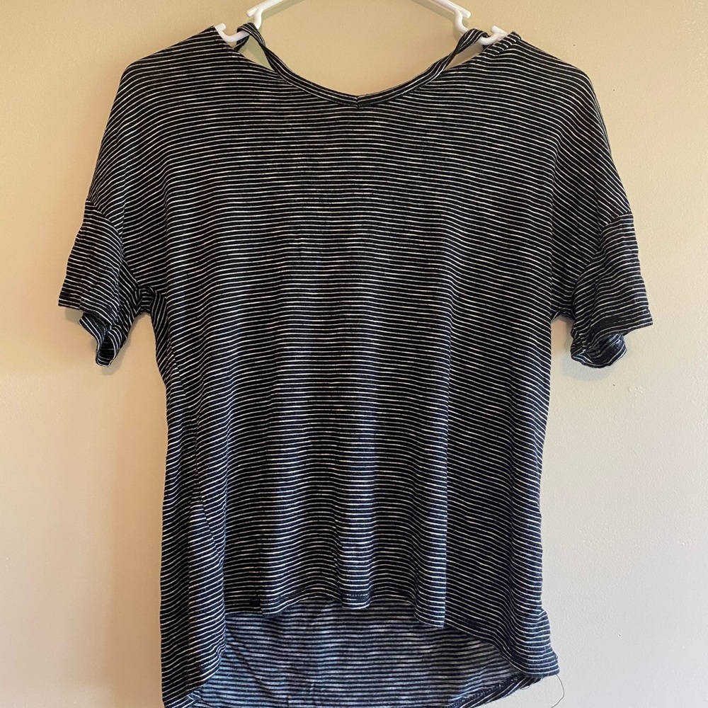 black and white stripped tee